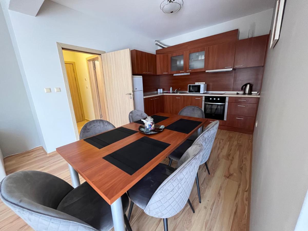 Summer Host Apartment Onegin ソゾポル エクステリア 写真